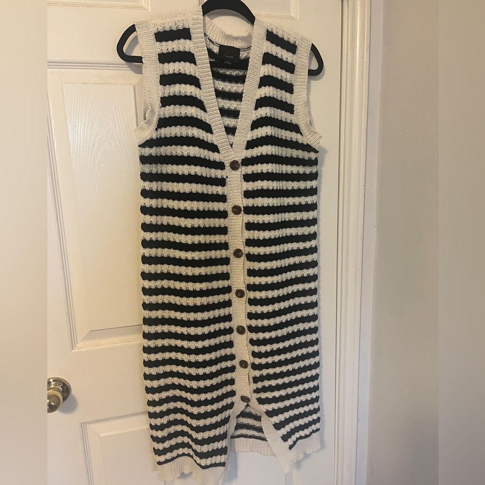 Black and White Knit cover up button down dress
